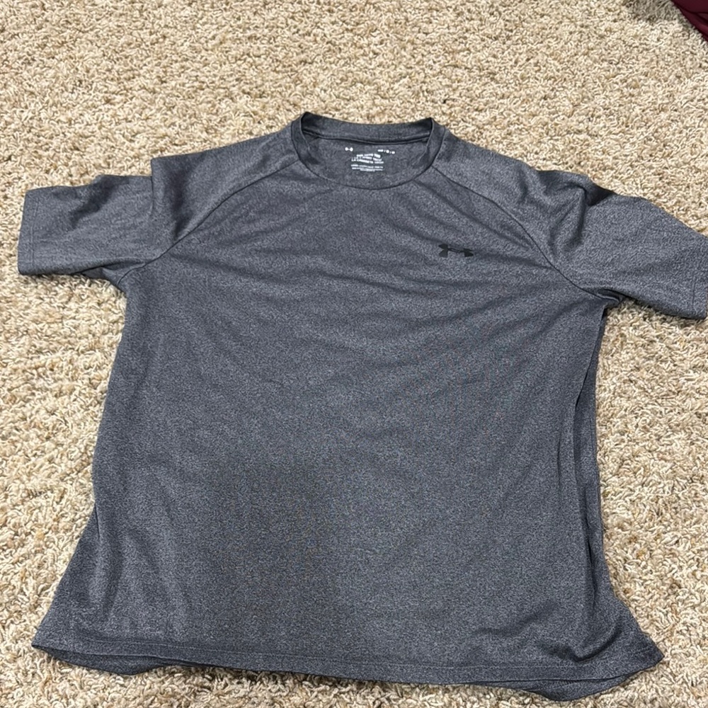 Under Armour Men's Charcoal Short Sleeve Tee